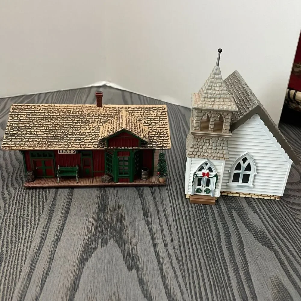 Vintage Hallmark Sarah Plain and Tall Lot of 5 Houses Christmas Holiday Open Box